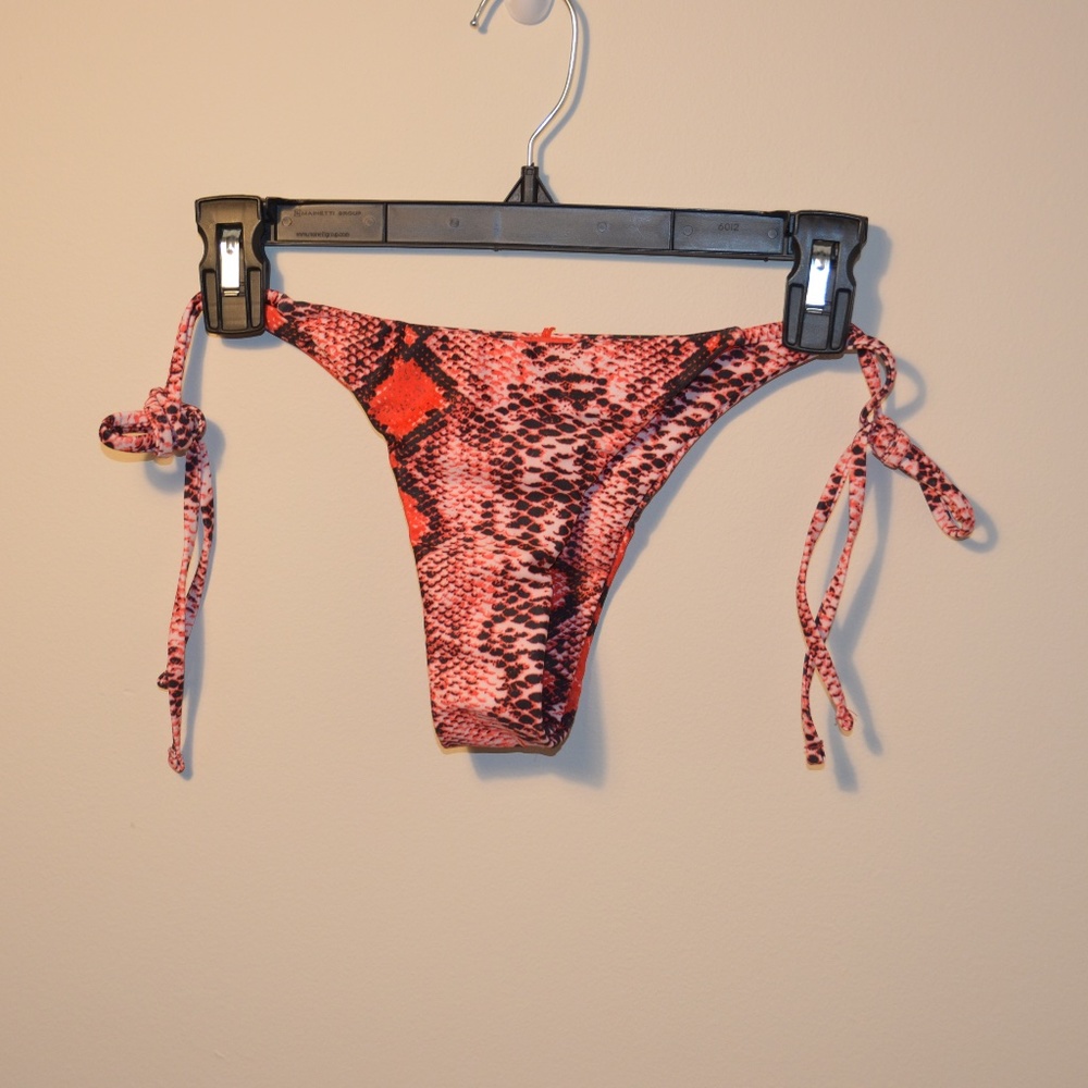 Brand New Snake Pattern Bikini - Picture 3 of 4